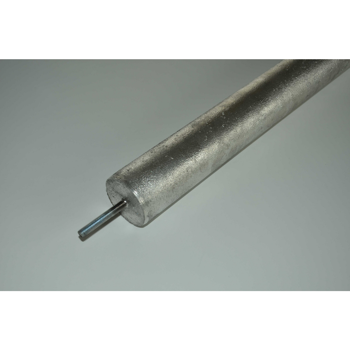 Anoda magnezowa fi 38x400 z korkiem 5/4’’